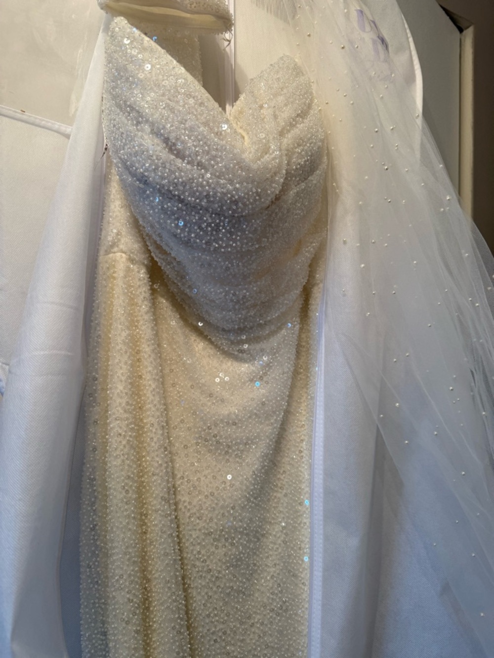Martina Liana Ivory Bridal Gown - Picture 3 of 7